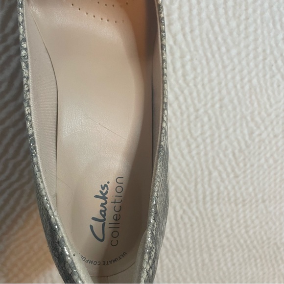 Clarks Beige Snakeskin Heels - Picture 8 of 13